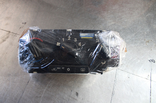Control Clima A.c Astra 2002 Aut 1.8 52497182 S3116 (Usado)
