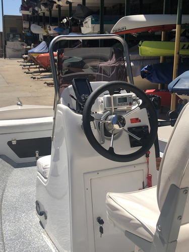 Lancha Pescadora Ligera Sin Motor