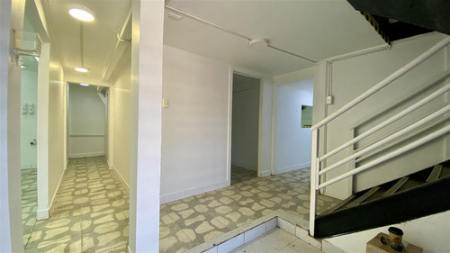 Local Comercial En Arriendo En Recoleta