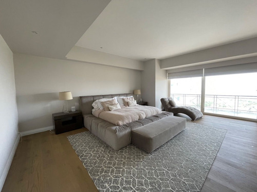 Vendo O Rento Pent House En Bosque Real
