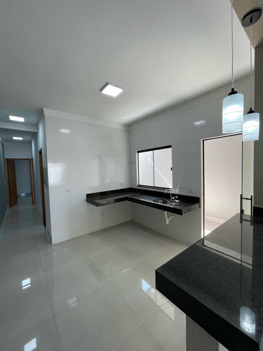 Casa 2/4 Sendo 1 Suite Residencial Santa Fe - R$ 300 Mil