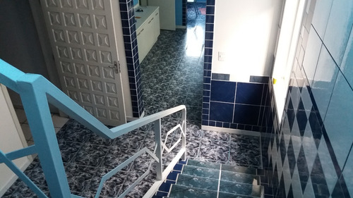 Residência Completa Averbada. Aceito Permuta. Ofereço 90 Mil De Desconto Para Efetuação De Um Embelezamento Geral Da Residência. A Residência, Uma Vez Embelezada, Passará A Valer Cerca De 1.600.000.