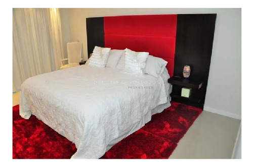 Apartamento De 3 Dormitorios En Torre Imperiale, Punta Del Este.