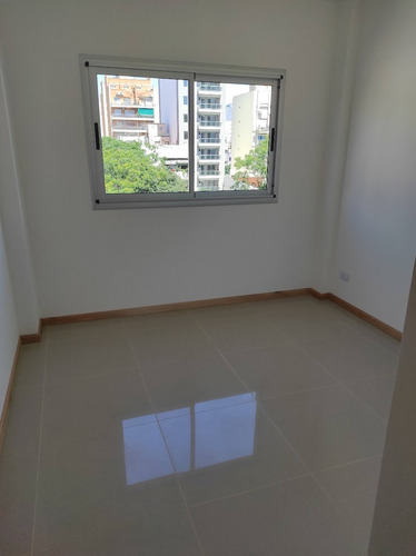 Imagen 12 de 17 de Departamento 3 Amb En Venta Con Patio Y Balcon Excelente Zona