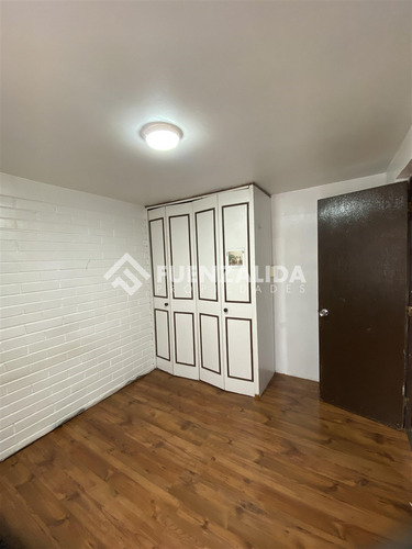 Casa En Venta De 4 Dorm. En Maipú