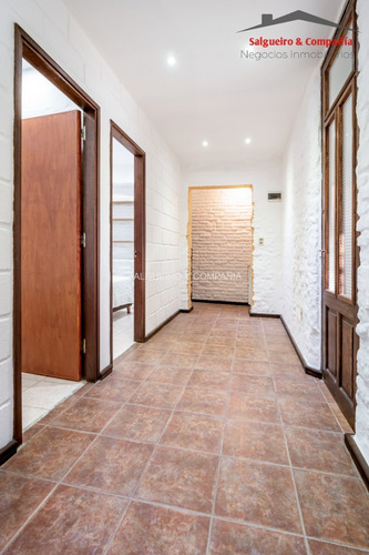 Imagen 13 de 17 de Casa En Padrón Único, Con 4 Dormitorios, 2 Baños Completos Y Azotea Exclusiva! ¡reservada!