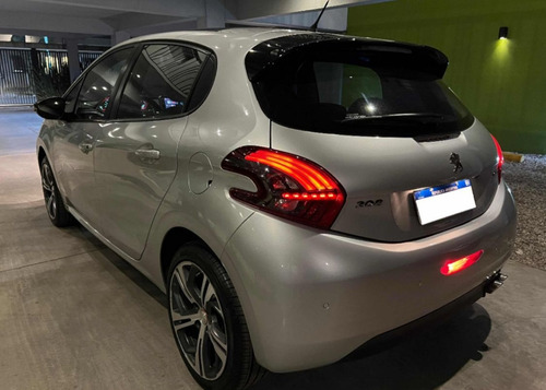 Peugeot 208 1.6 Feline Tiptronic