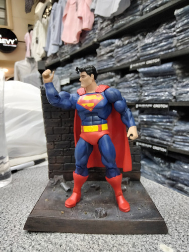 Dc Multiverse Superman, Dark Knight Return, 30 Anniversary!! (Usado)
