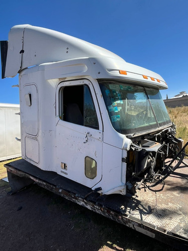 Freightliner Columbia 2005 (cabina)