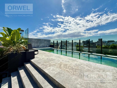 Monoambiente Con Patio En Palermo Holywood. Amenities. Ubicacion 10. Luminoso. Seg. 24 Hs.