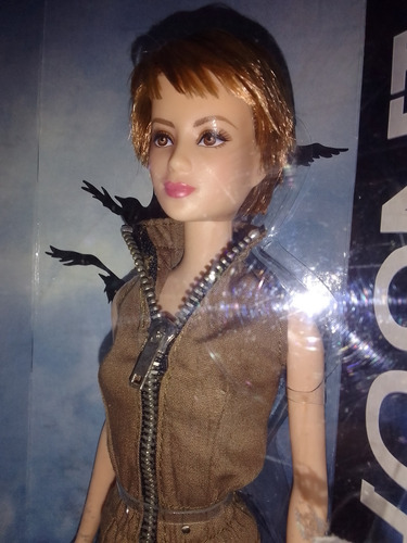 Barbie Tris Divergente Insurgente (Usado)