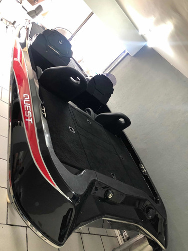 Quest 290 Bass Boat