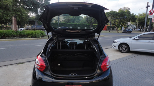 Peugeot 208 Active