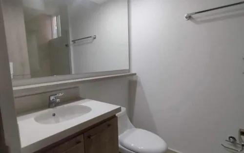 Venta Apartamento Sur De Cali. Barrio Bochalema, A Unas Cuadras De La Universidad Autonoma. Septimo Piso