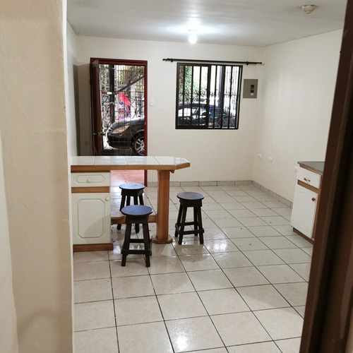 Apartamento Para Una Persona O Pareja
