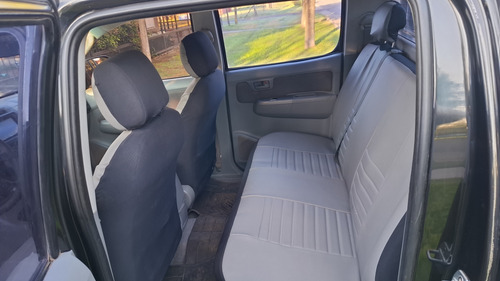 Toyota Hilux Pick-up 3.0 I Srv Cab Doble 4x4 (2009)