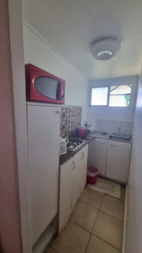 Se Vende Casa Con 2 Cabañas Ubicada En Sector Miraflores