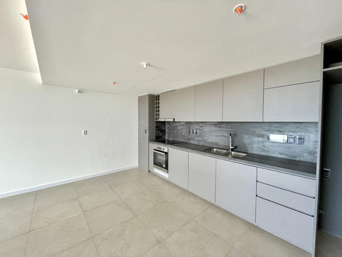Imagen 2 de 9 de Venta Apartamento 1 Dormitorio Carrasco Boating - Ref 26