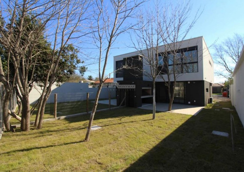 Imagen 10 de 10 de Casa Barra De Carrasco Venta 6 Dormitorios, Rivera Y Oribe 2 Casas Con Renta