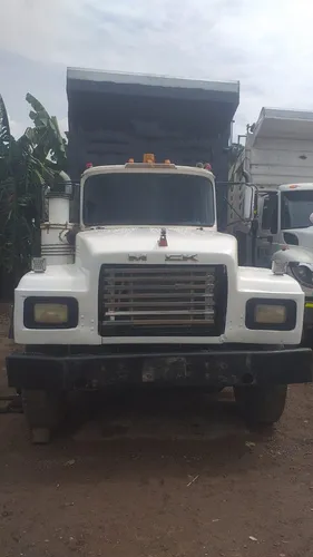 Mack Enfermera