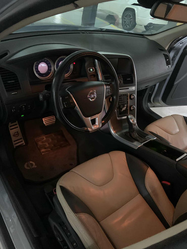 Volvo XC60 2.0 T5 R-design 5p