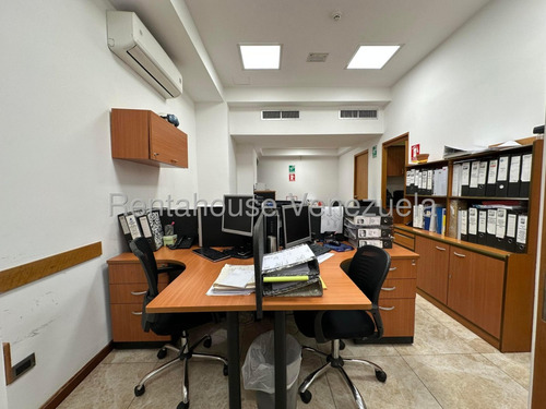 Oficina En Alquiler En Los Palos Grandes 25-22767 Yf