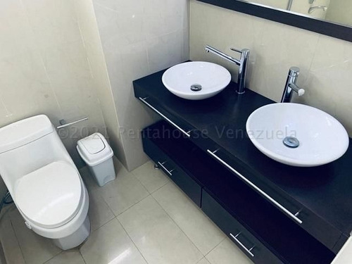 Imagen 10 de 15 de Espectacular Apartamento En Venta - Urb Santa Eduvigis - Mls#22-15256