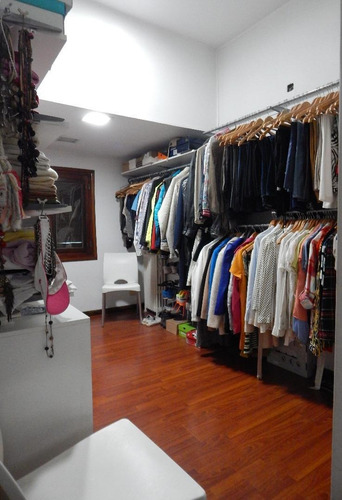 Imagen 16 de 30 de Hermoso Chalet 5 Ambientes