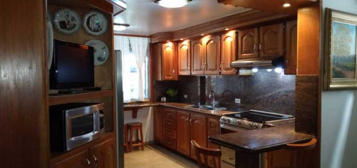 Imagen 5 de 11 de Se Vende Th En Urb. Lomas Del Sol. Tipuro.