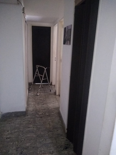 Imagen 8 de 13 de Venta De Departamento De Tres Ambientes En Adrogué