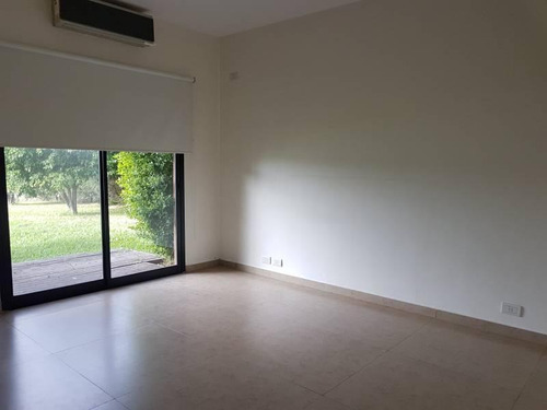 Imagen 9 de 16 de Casa En Venta En Barrio San Francisco, Villanueva, Tigre
