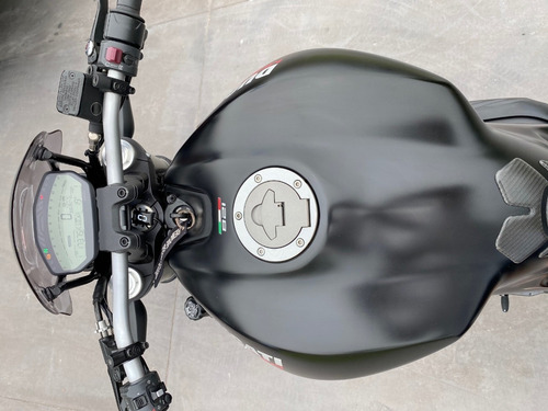 Ducati 821 Dark Inmaculada Accesorios Escape 1ra Mano