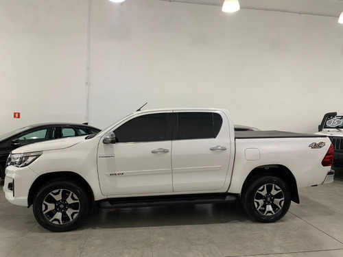Imagem 5 de 19 de Toyota Hilux 2.8 Tdi Srx Cab Dupla 4x4 Aut (4 Pneus Novos)