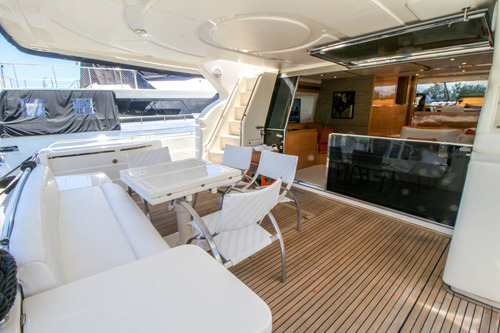 Ferretti 70 - Fly 02x Man 1550hp - 04 Suites