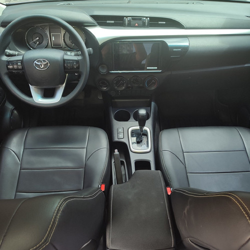 Imagen 9 de 12 de Toyota Hilux Automatico