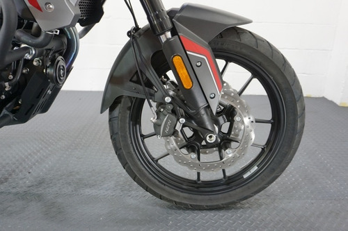 Voge 650 Ds Moto Touring Baules De Regalo No Benelli