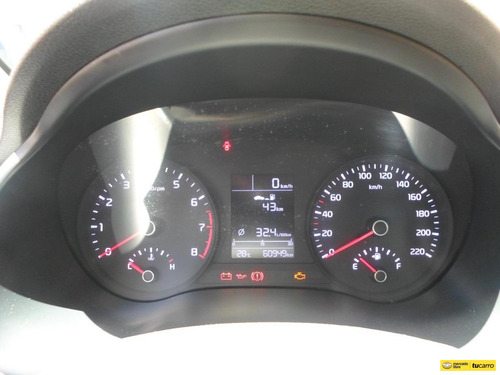 Kia Rio 1.4 Vibrant Mt Full Equipo