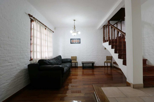 Casa 4 Ambientes - Pileta - Apto Crédito - Permuta