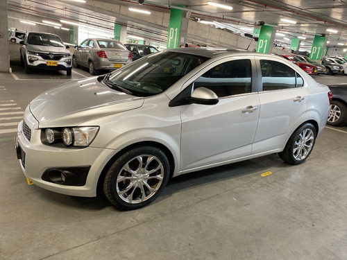 Imagen 5 de 21 de Chevrolet Sonic