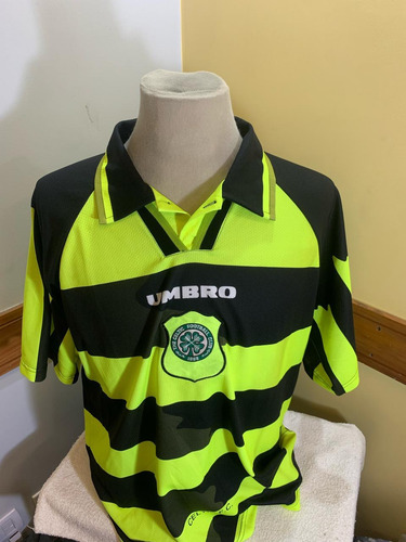 Camiseta De Futbol Umbro Celtic (Usado)