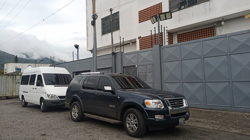 Imagen 7 de 10 de Transporte Ejecutivo Y Algo Mas