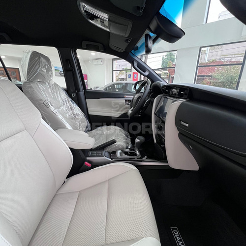 Toyota SW4 2.8 Tdi Diamante Ii 6At 7As