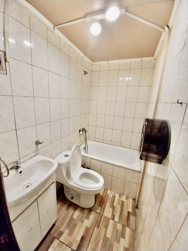 Venta De Casa Con Negocio Comercial, Facilidad De Pago
