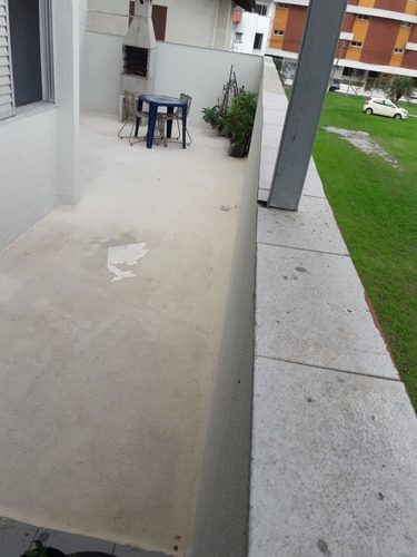Imagem 3 de 11 de Apartamento Em Balneário Camboriú Quase Na Praia!!!