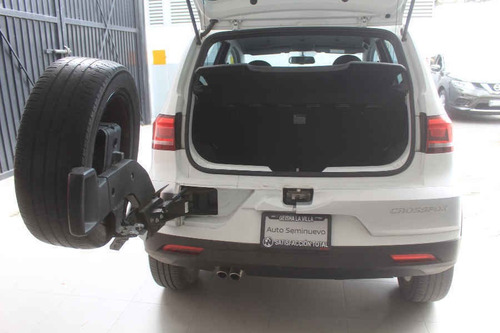 Imagen 11 de 15 de Volkswagen Crossfox 2017 5p Hb L4/1.6 Man 10 Años