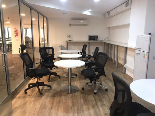 Excelente Oficina En Alquiler En Zona Plaza San Martín