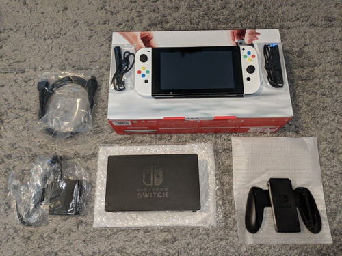 Imagen 1 de 3 de Brand New Nintendo Switch Oled Model - 64gb