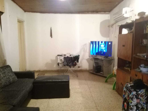 Imagen 3 de 8 de Venta Casa Dos Familias Llavallol