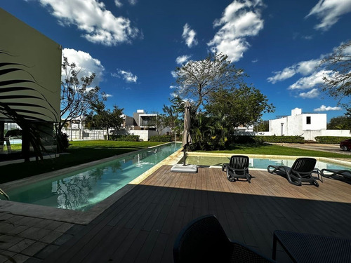 Terreno Residencial En Privada Zendera, Conkal