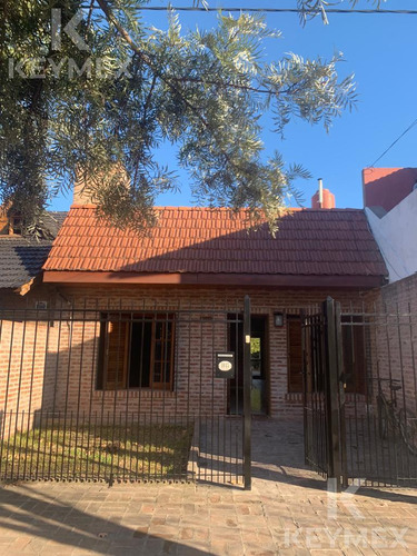 Casa En Venta 2 Dormitorios En Bragado